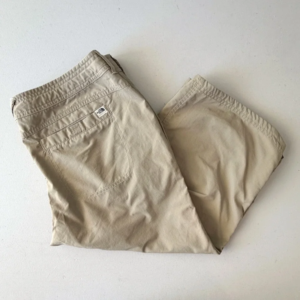 The North Face Womens Horizon Capri Hiking Pants Khaki Tan Nylon Size 10
